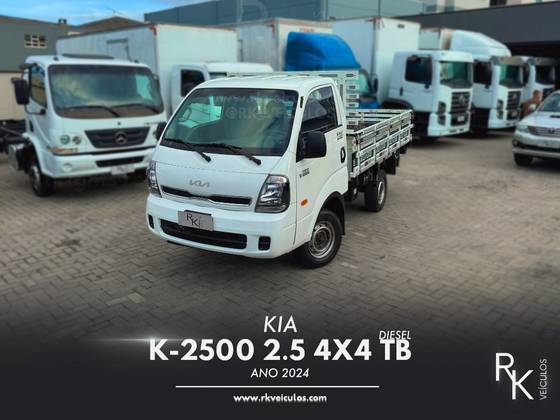 KIA BONGO 2.5 TD DIESEL STD CS 4x4 MANUAL KIA BONGO 2.5 TD DIESEL STD CS 4x4 MANUAL